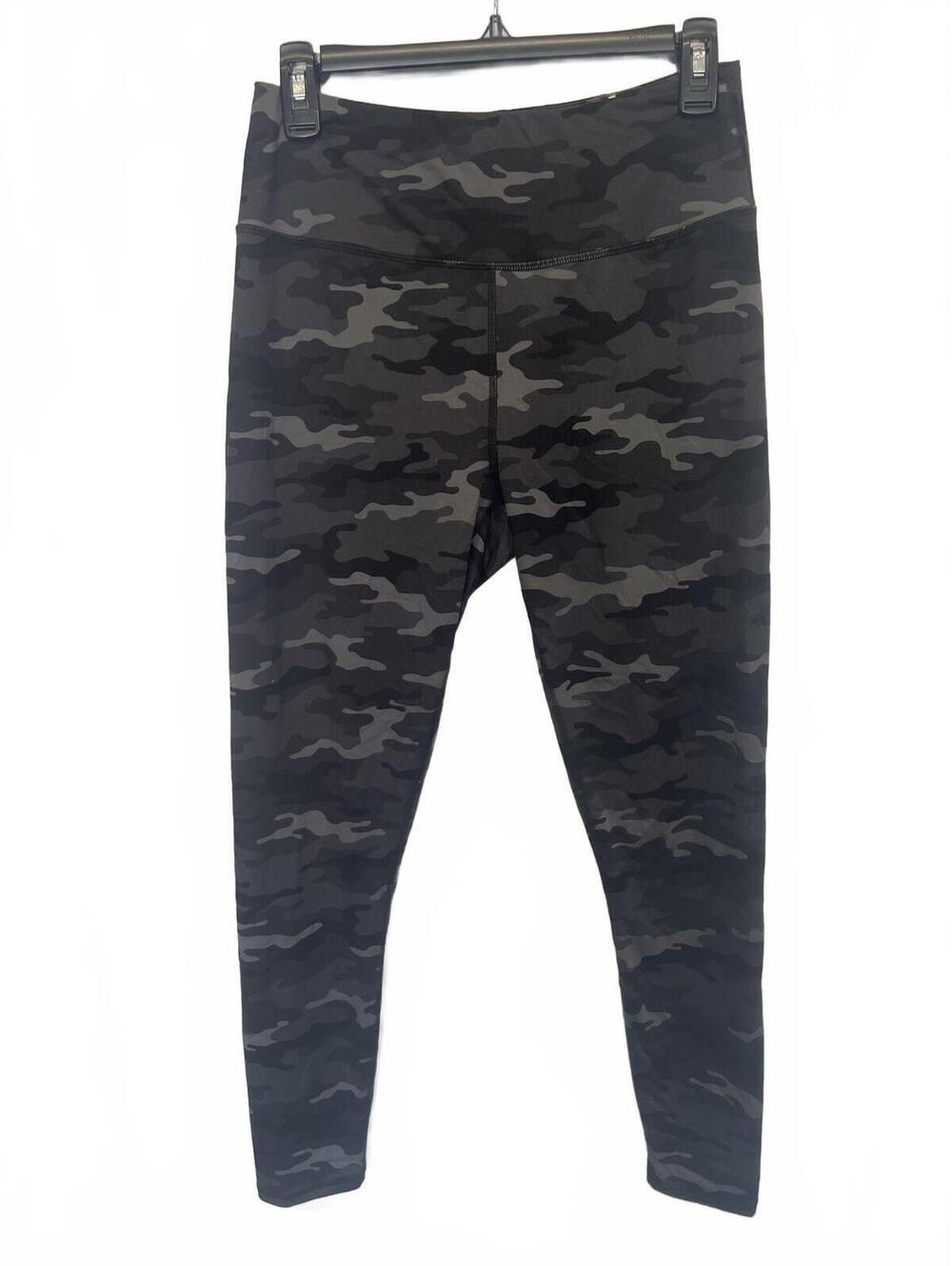 Maurices High-Rise Stretch Camouflage Leggings Black and Gray Camo Size Medium
